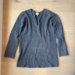 Aritzia Wilfred V-Neck Ribbed Sweater